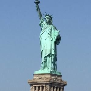 Meet your Posher, Antoni